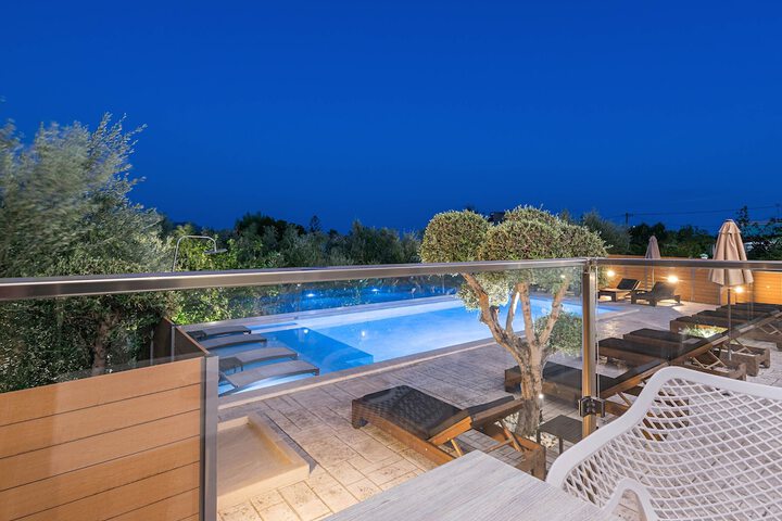 Terrace/Patio 21 of 68