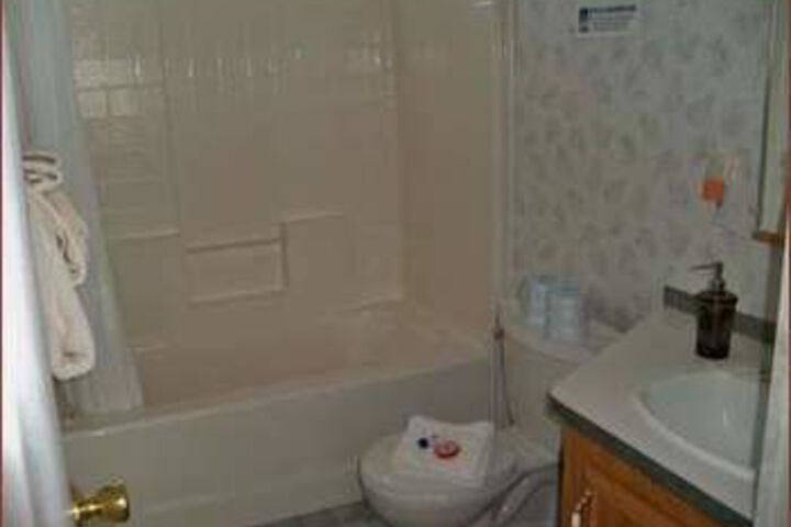 Room 4 of 39