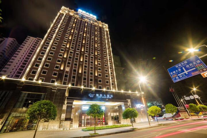 Hotel 7 of 22