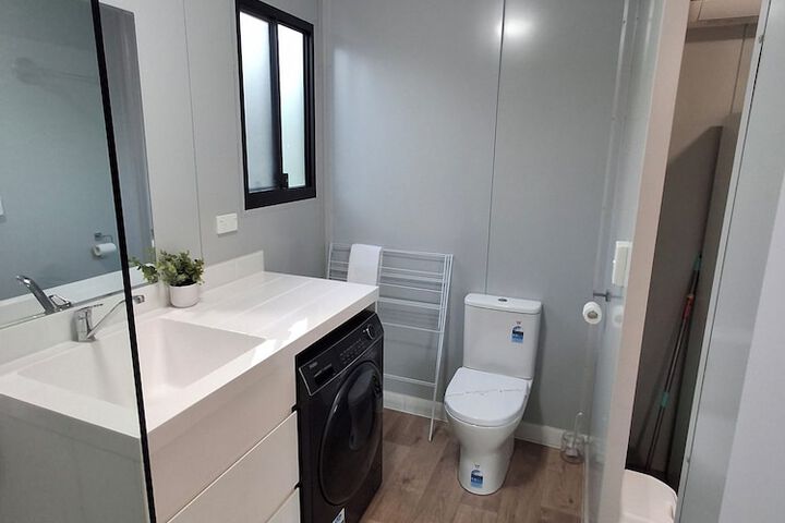 Room 10 of 22