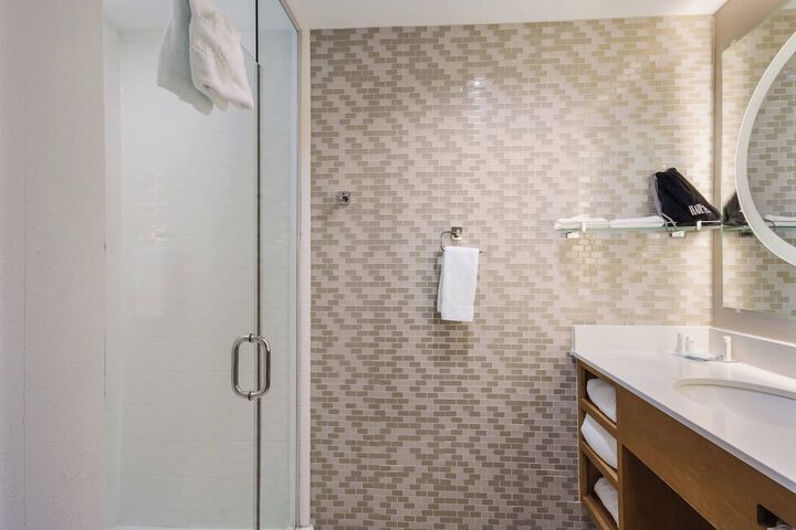 Room 26 of 44