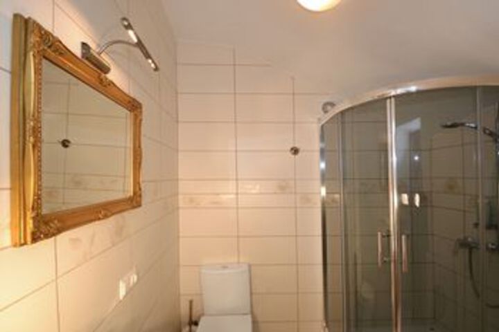 Room 5 of 41