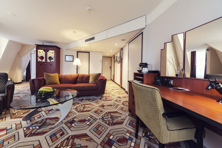 Hotel Interior 10 of 75