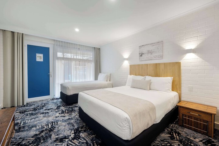 Room 22 of 68