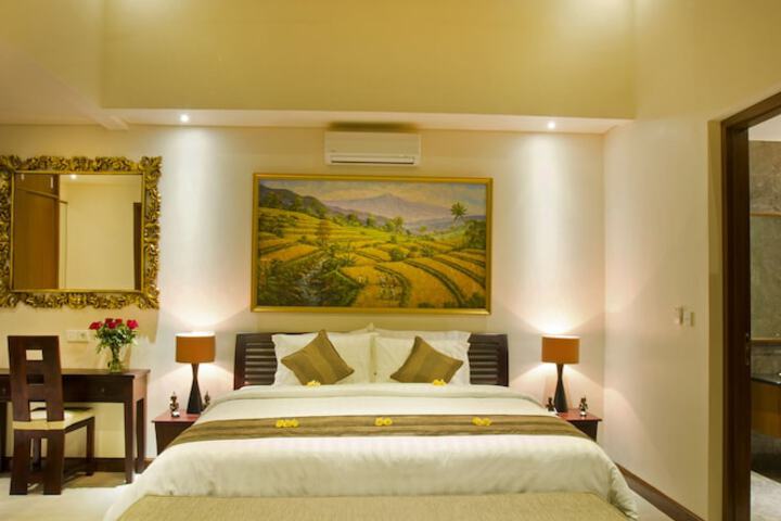 Room 14 of 36