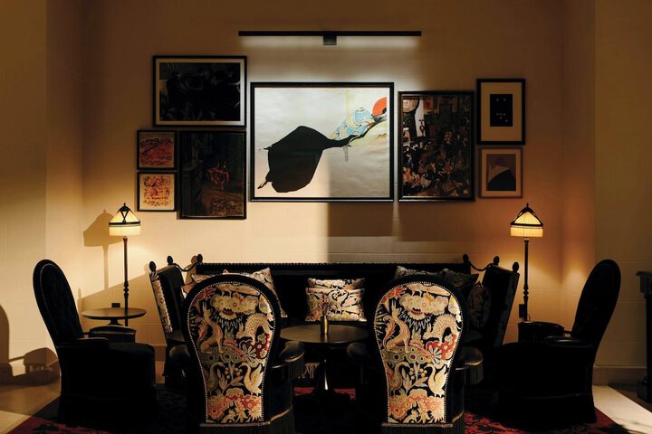 Guest Lobby