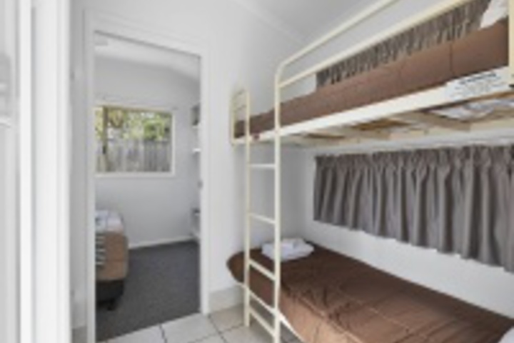 Room 510 of 624