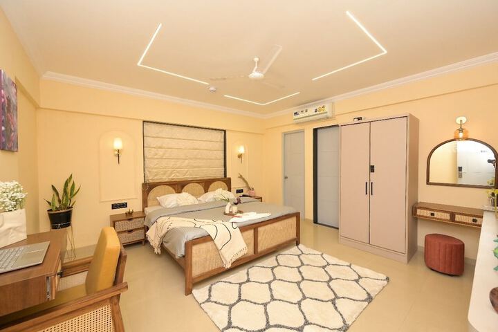 Room 6 of 22