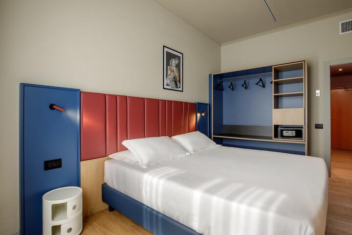 Room 60 of 188