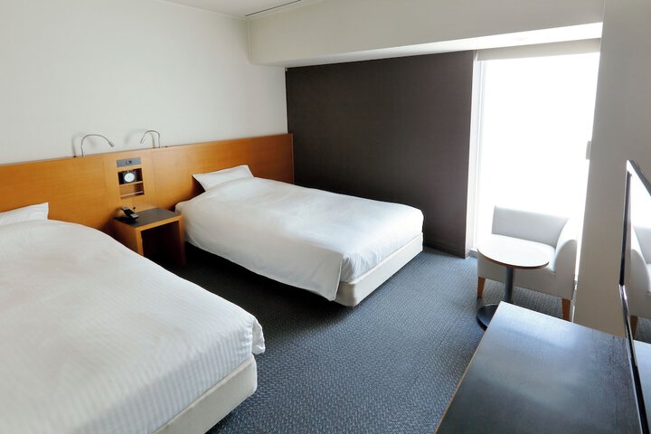 Room 19 of 36