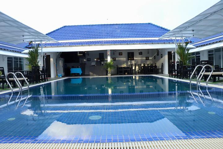 Pool 7 of 45