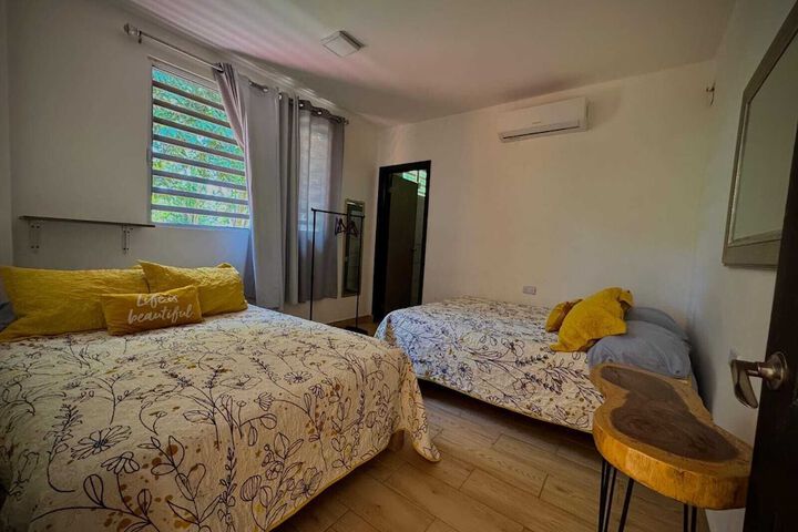 Room 4 of 17