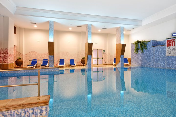 Pool 49 of 121