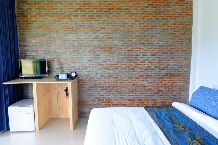 Room 15 of 79