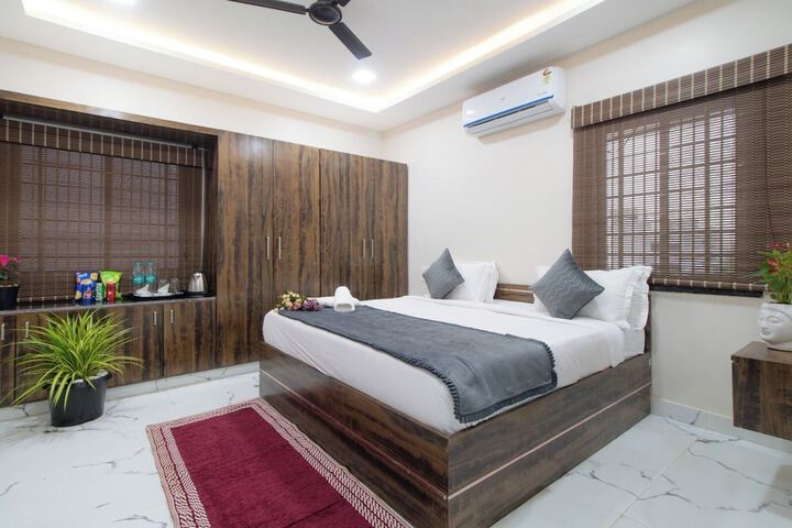Room 3 of 11