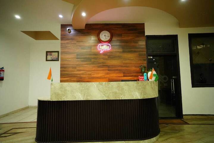Hotel Interior 3 of 32