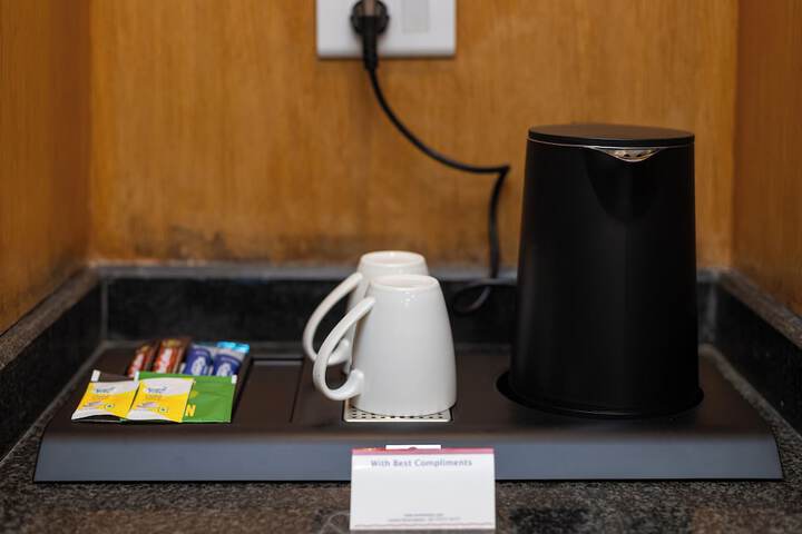 Breakfast/Coffee Service 50 of 126