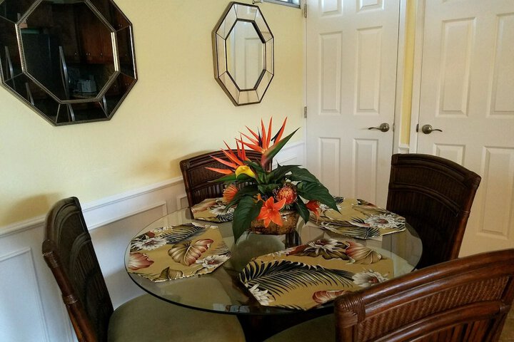 Room 93 of 484