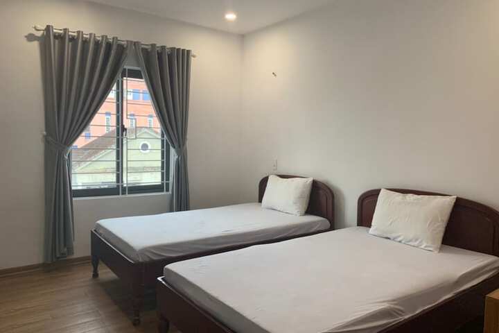 Room 19 of 36