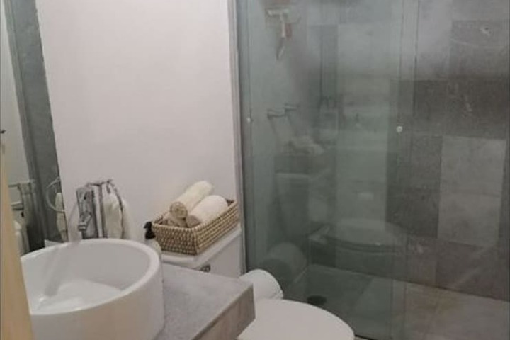 Room 5 of 20