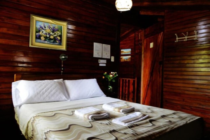 Room 35 of 160