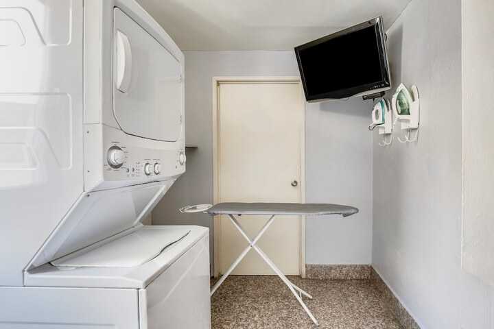 Room 14 of 36
