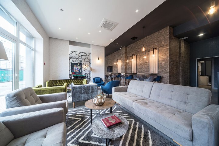 Guest Lobby