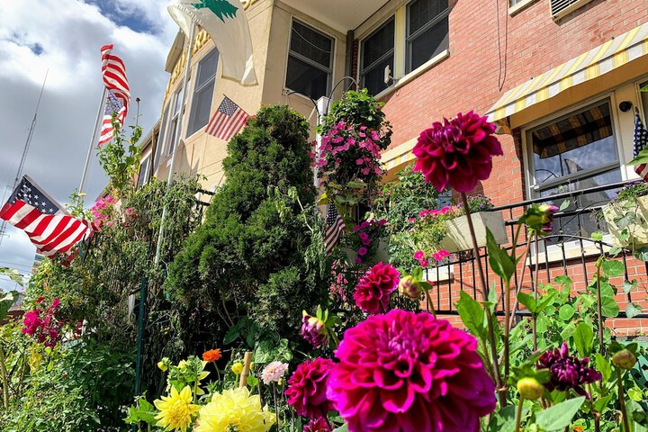 Hotel Exterior 87 of 97