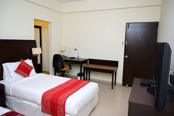 Room 13 of 31