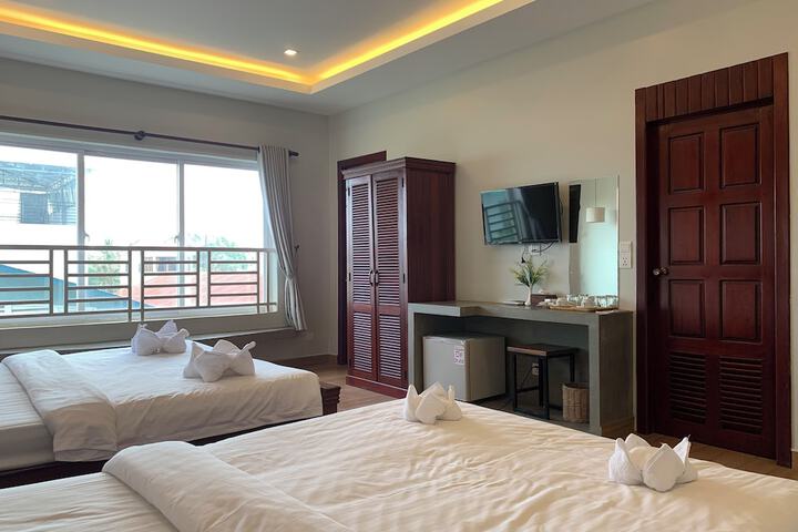 Room 6 of 31