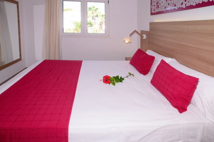 Room 15 of 78