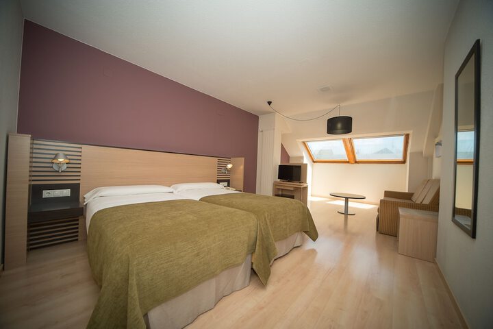 Room 16 of 53