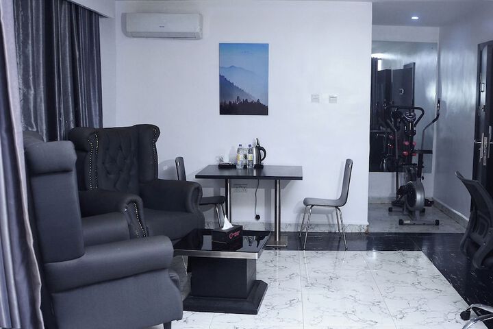 Room 15 of 43