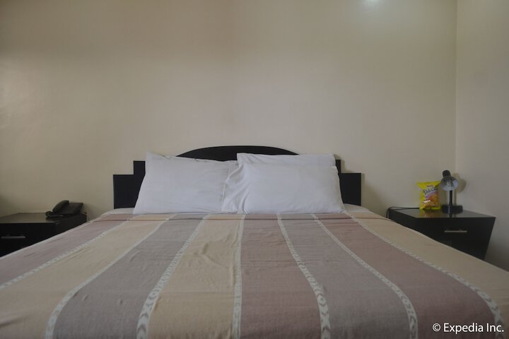 Room 10 of 65
