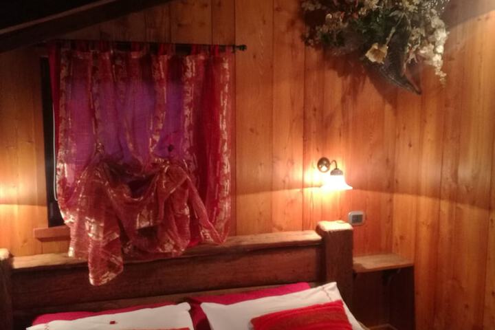 Room 15 of 98