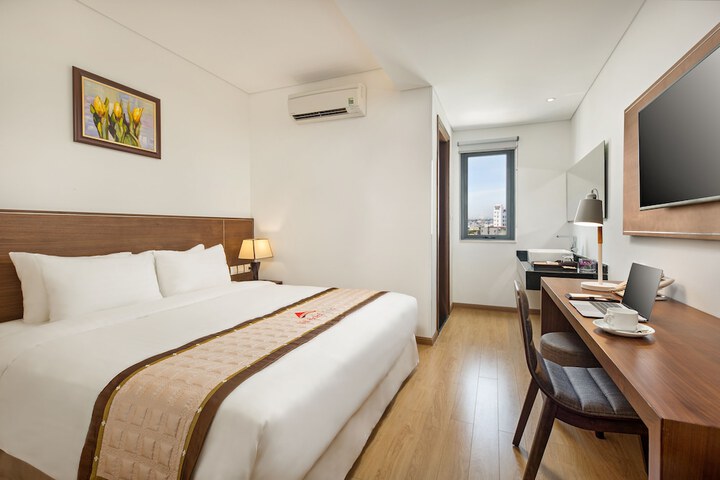 Room 25 of 68