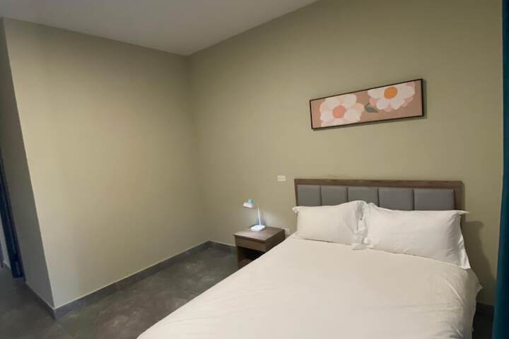 Room 3 of 9