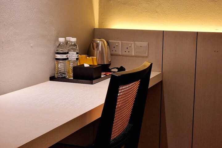 Room 20 of 25