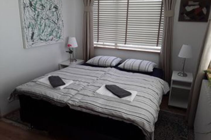 Room 62 of 94
