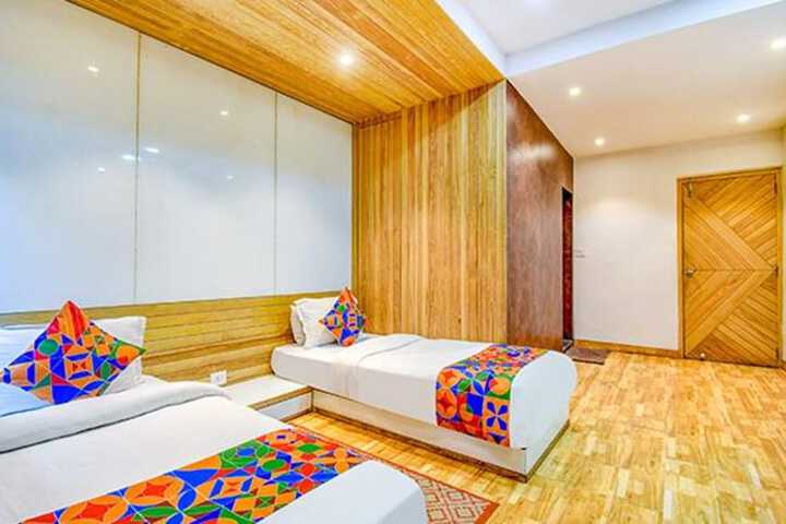 Room 20 of 36
