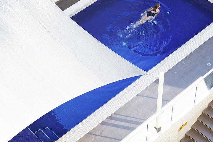 Hotel with Pool