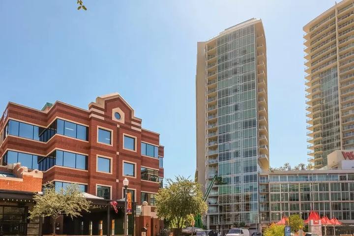 Exterior of FRONTDESK West 6 Apts Downtown Tempe