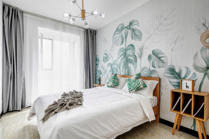 Room 4 of 22