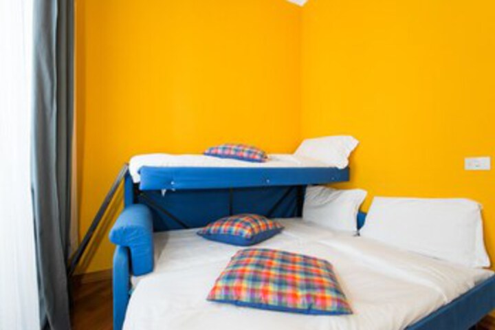 Room 5 of 29