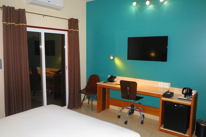 Room 14 of 49