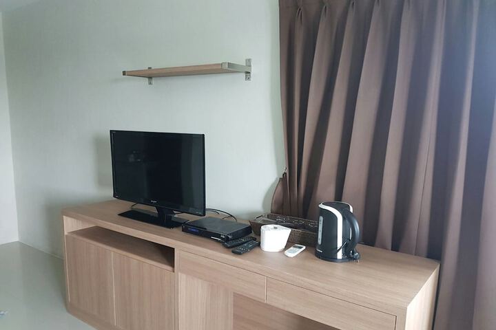 Room 8 of 20