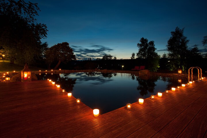 Hotel Pool