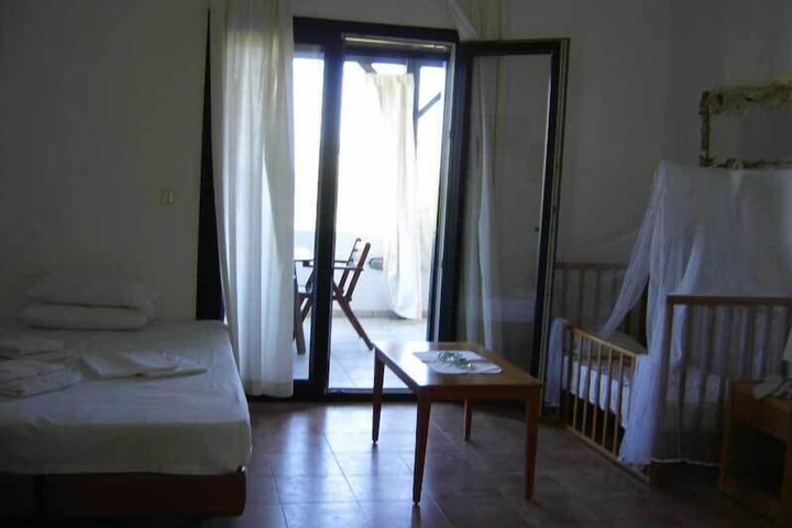 Room 15 of 53