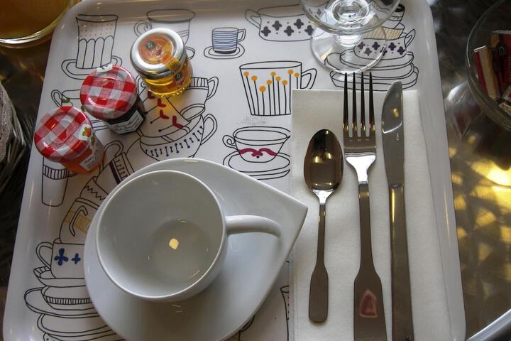 Dining 31 of 43