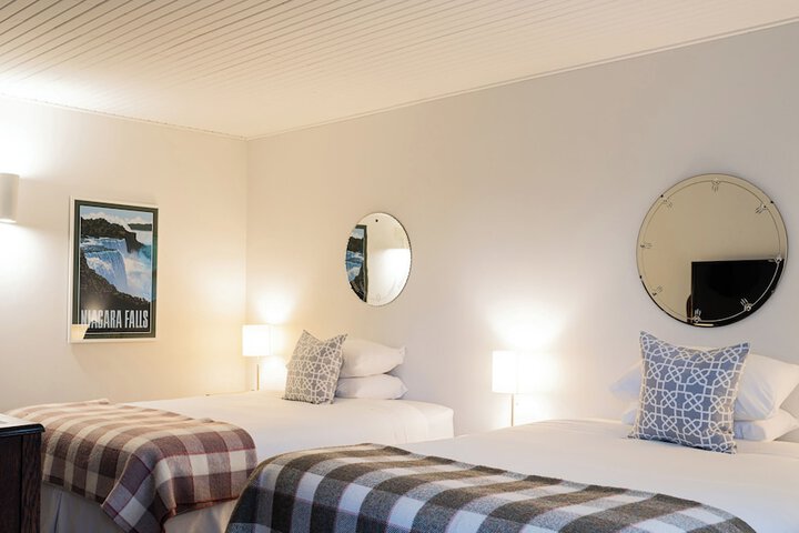 Room 14 of 68